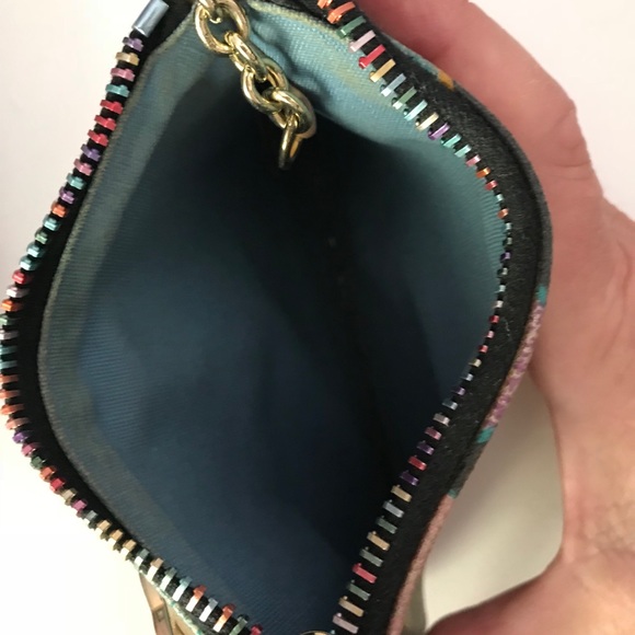Dooney and Bourke OG Y2K black hearts wristlet - Picture 3 of 3